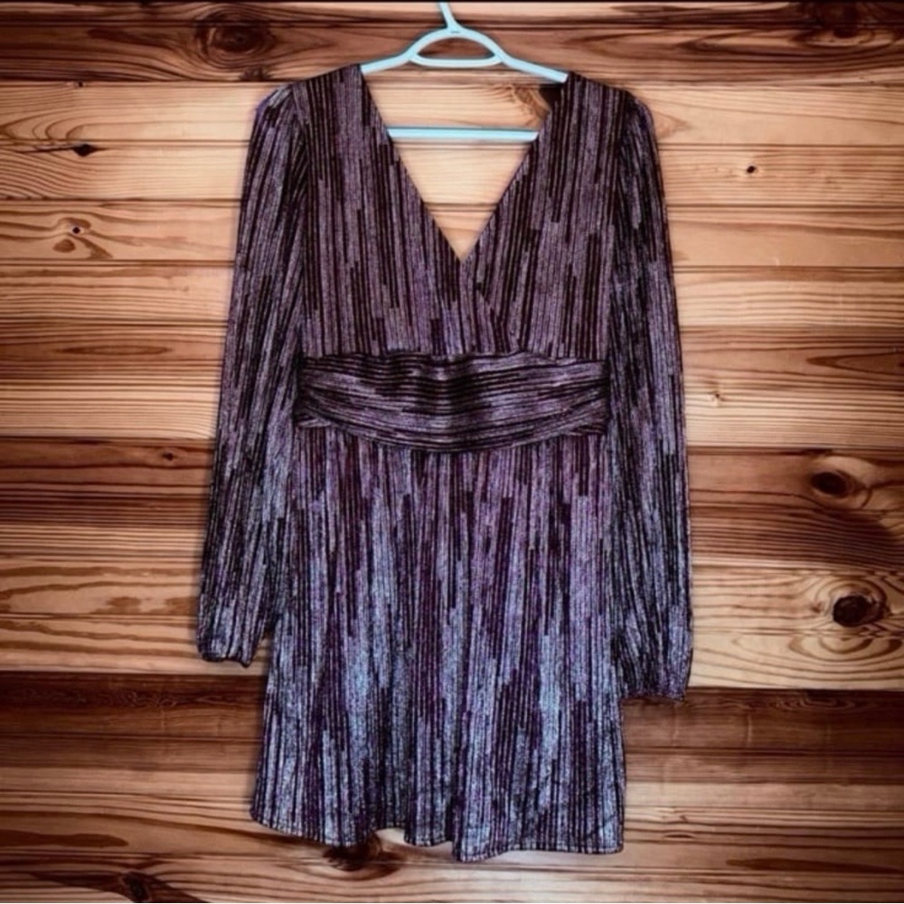 Lilly Pulitzer Riza Romper Dress Mulberry Metallic Gold extra Small HOLIDAY - Picture 9 of 9